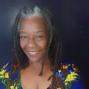 Meet your Posher, Shirley